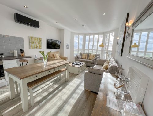 06 High Tide Apartment