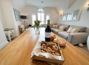 Short Breaks & Offers