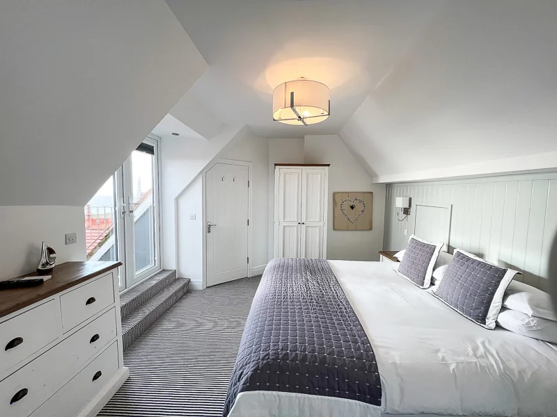 Main bedroom in Sandpipers Apartment