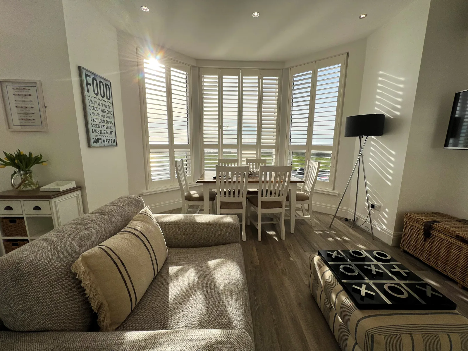 Explore Dunes Apartment — Dunes Apartment interior