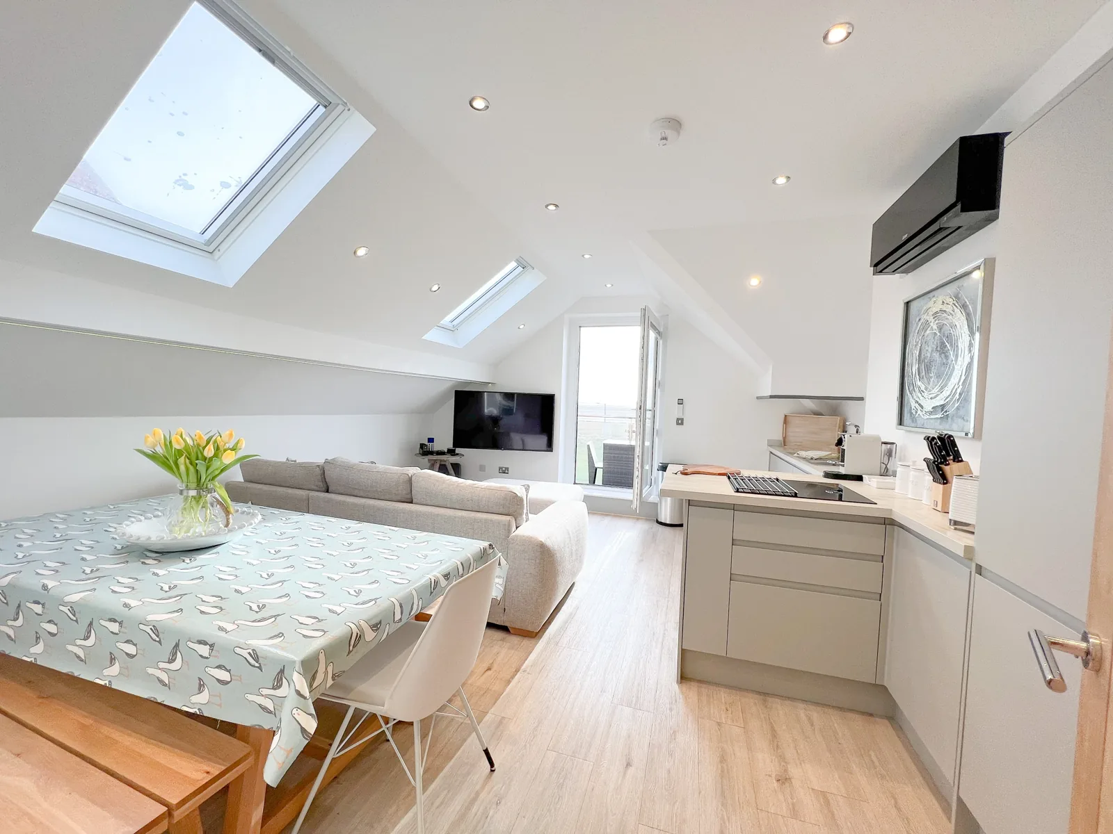 Explore Porthole Apartment — Porthole Apartment interior